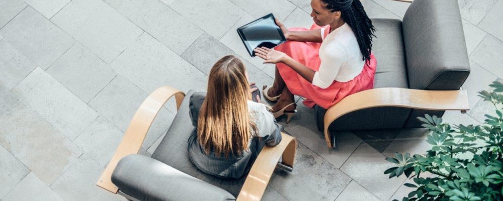 02 conversation - 618195354.jpg