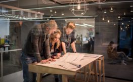 13-3 managing creative process-479877216.jpg